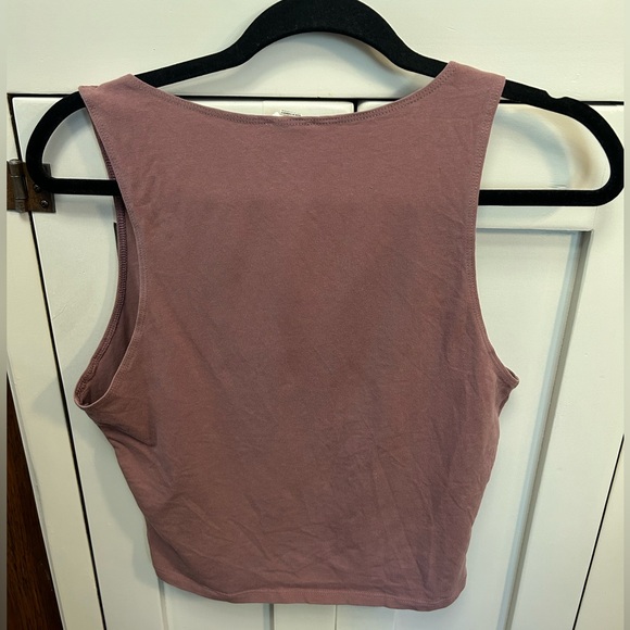 ⚡️2 for 10$!⚡️ Garage V-Neck Tank Top - Picture 3 of 3